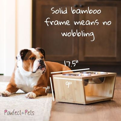 中等型 犬用の高揚式ボウルスタンド 7つの高揚式ボウル 4つのステンレスステールボウルを持つペットフィッダー