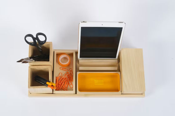 オーダーメイド 木製 デスクトップ アクセサリー セット 男性のオフィス 組織のための完璧な贈り物