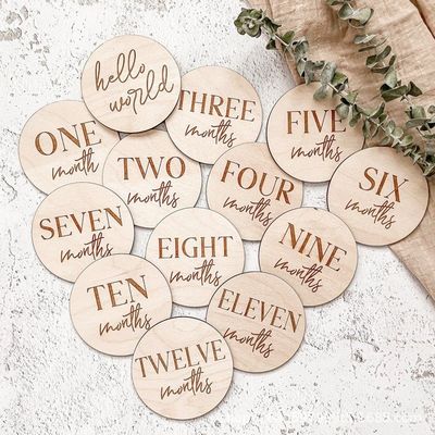 赤ちゃんの月間マイルストーンカード 13点 新生児プレゼントセット 初年の成長道具