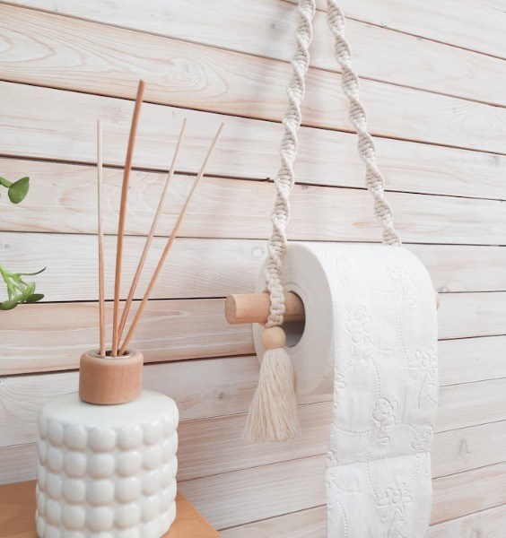 カスタムデザイン 木製バー トイレットペーパーホルダー 浴室スペース節約必需品