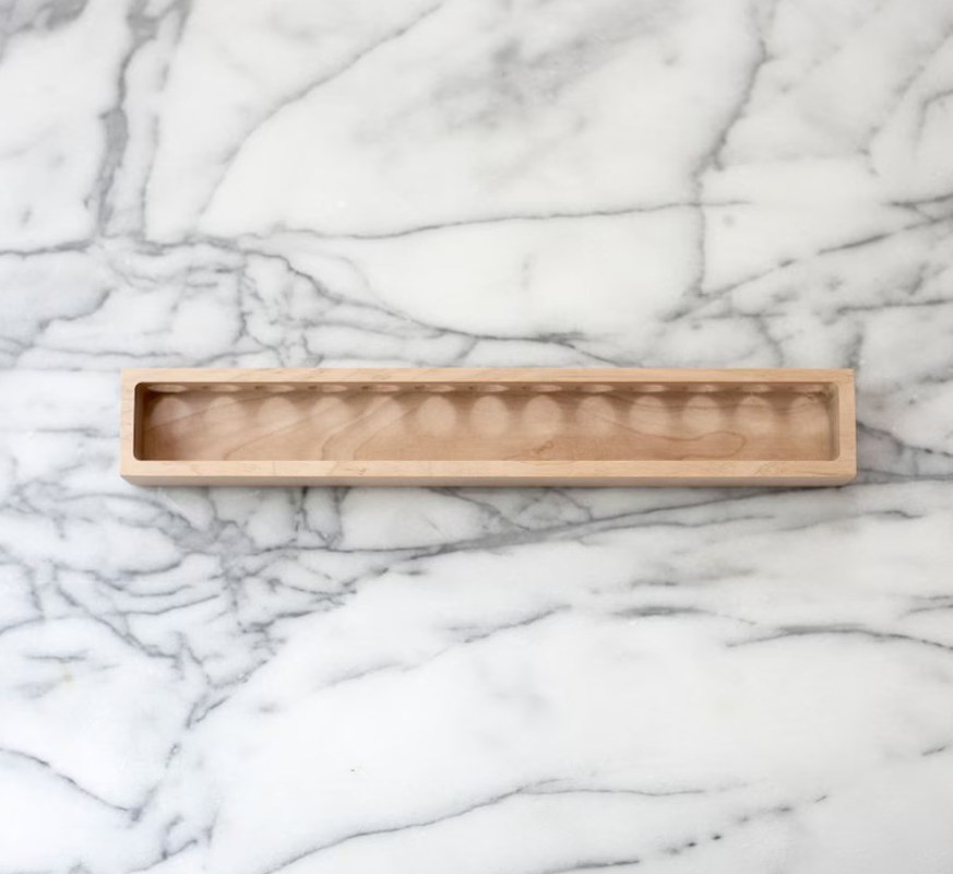 カスタマイズされたロゴデザイン 壁にマウントされた多機能デザインの固形ベリーキャビネット