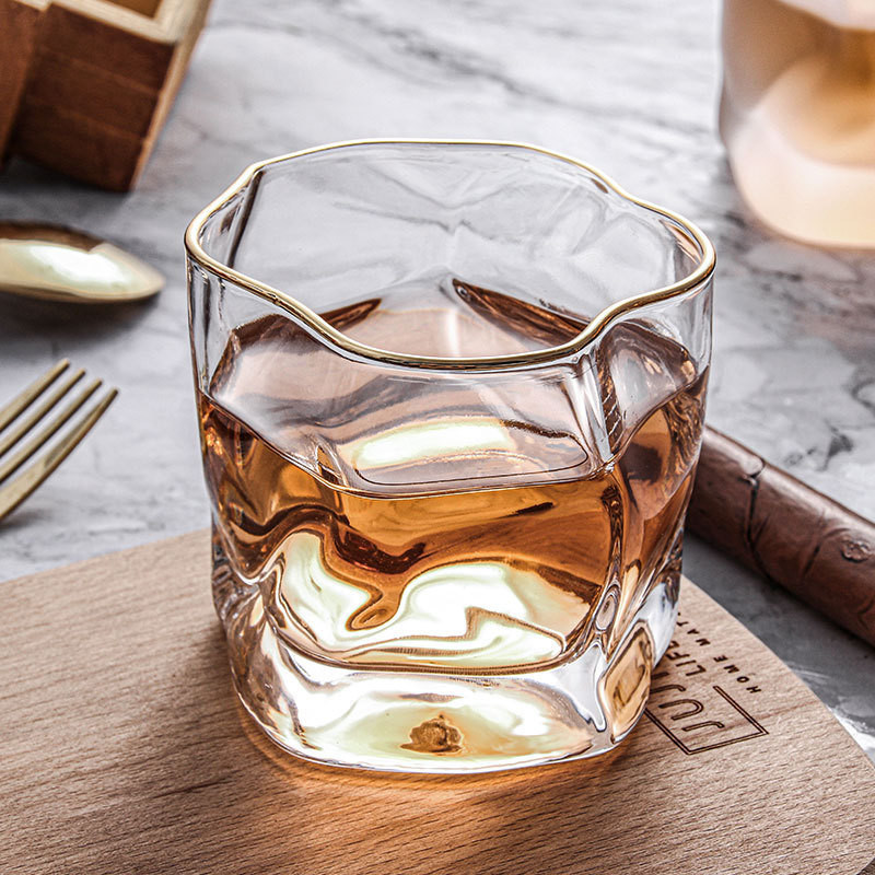 多彩のアイスコーヒーワインバー カスタマイズされたロゴのグラスカップ 受け入れられ耐久性